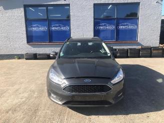 Vrakbiler auto Ford Focus Focus 3 Wagon, Combi, 2010 / 2020 1.0 Ti-VCT EcoBoost 12V 125 2016/2