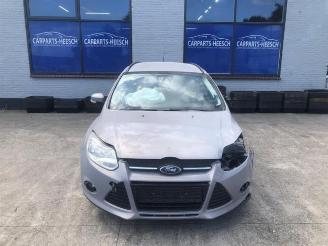 Vrakbiler auto Ford Focus Focus 3 Wagon, Combi, 2010 / 2020 1.6 EcoBoost 16V 150 2011/8