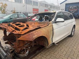 Vrakbiler auto BMW 3-serie 3 serie Touring (F31), Combi, 2012 / 2019 320d 2.0 16V 2017
