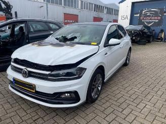 Coche siniestrado Volkswagen Polo Polo VI (AW1), Hatchback 5-drs, 2017 1.0 TSI 12V 2018/12