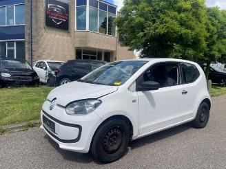 Vrakbiler auto Volkswagen Up! Up! (121), Hatchback, 2011 1.0 12V 60 2013/5