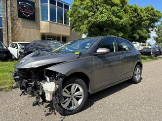 Salvage car Volkswagen Polo Polo VI (AW1), Hatchback 5-drs, 2017 1.0 TSI 12V 2018/6