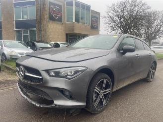Démontage voiture Mercedes Cla-klasse CLA Shooting Brake (118.6), Combi, 2019 1.3 CLA-250 e Turbo 16V 2023