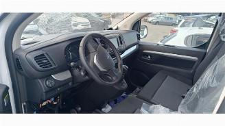 Peugeot Expert Expert (V1/VA/VB/VE/VF/VT/VY), Van, 2016 2.0 Blue HDi 145 16V picture 7