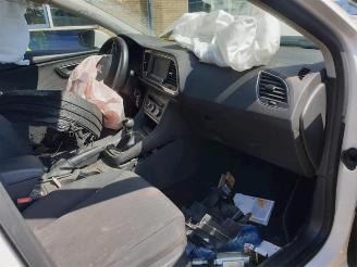 Seat Leon Leon ST (5FF), Combi 5-drs, 2012 / 2020 1.6 TDI Ecomotive 16V picture 10