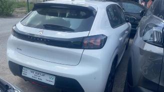 Peugeot 208 208 II (UB/UH/UP), Hatchback 5-drs, 2019 1.2 Vti 12V PureTech 75 picture 4