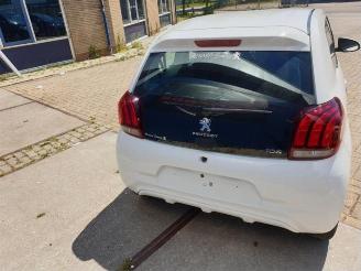 Peugeot 108 108, Hatchback, 2014 1.0 12V picture 4