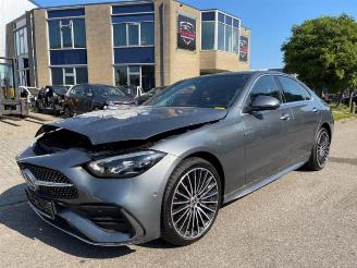 Vrakbiler auto Mercedes C-klasse C (W206), Sedan, 2021 C-200 1.5 EQ Boost 4-Matic 2023/1