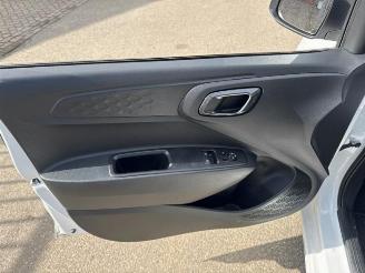 Hyundai I-10 i10, Hatchback, 2019 1.0 12V picture 11