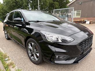 Ford Focus Focus 4 Wagon, Combi, 2018 / 2025 1.0 Ti-VCT EcoBoost 12V 125 picture 5