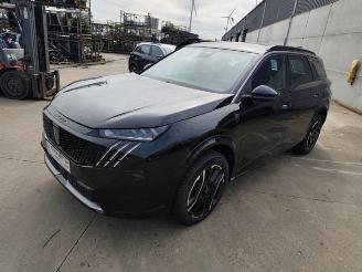 Vrakbiler auto Peugeot 5008  2025/3