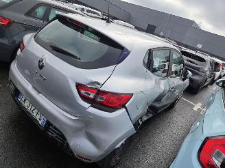 Schadeauto Renault Clio TCE 90 2018/3