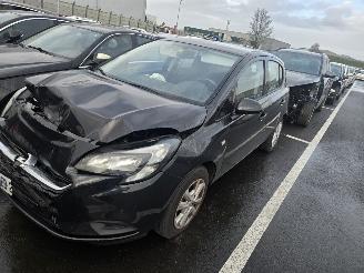 Schadeauto Opel Corsa 1.4 90 2016/4