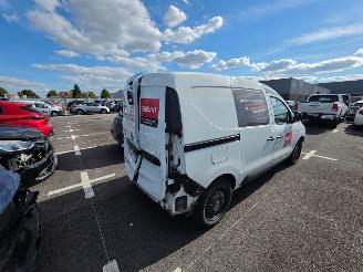 Renault Express  picture 9