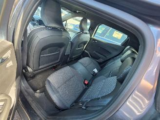 Renault Clio  picture 6