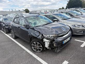 Avarii autoturisme Kia Stonic  2019/7
