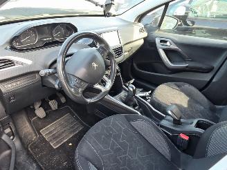 Peugeot 2008  picture 5