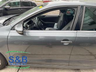 Volkswagen Jetta Jetta IV (162/16A), Sedan, 2010 / 2017 1.6 TDI 16V picture 8