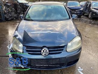Coche siniestrado Volkswagen Golf Golf V (1K1), Hatchback, 2003 / 2010 1.6 FSI 16V 2004/5