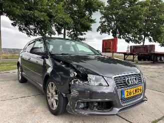 krockskadad bil auto Audi A3 1.4 TFSI 16V Hatchback 4Dr Benzine 1.390cc 92kW (125pk) FWD 2007-06/2012-08 (8PA) CAXC 2010/6