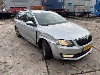 Skoda Octavia 1.6 TDI Greenline 16V Combi/o 4Dr Diesel 1.598cc 81kW (110pk) FWD 2013-05/2020-07  CRKB picture 8
