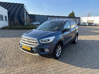Schadeauto Ford Kuga 1.5 EcoBoost 16V 150 SUV  Benzine 1.499cc 110kW (150pk) FWD 2018/8