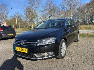 Coche accidentado Volkswagen Passat 2.0 TDI 16V 140 Combi/o  Diesel 1.968cc 103kW (140pk) FWD 2010-08/2014-12  CFFB 2013/12