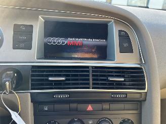 Audi A6 2.4 V6 24V Sedan 4Dr Benzine 2,393cc 130kW (177pk) FWD 2004-05/2008-10 (4F2) BDW picture 17