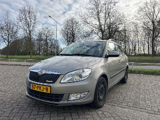 krockskadad bil auto Skoda Fabia 1.2 TDI 12V Greenline Combi/o 4Dr Diesel 1.199cc 55kW (75pk) FWD 2010-05/2014-12  CFWA 2011/2