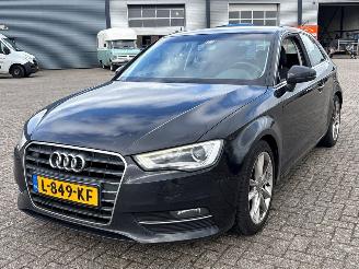 Vaurioauto  passenger cars Audi A3 1.4 TFSI 16V Hatchback 2Dr Benzine 1.395cc 90kW (122pk) FWD 2012-04/2014-05 (8V1; 8VK) CMBA 2012/11