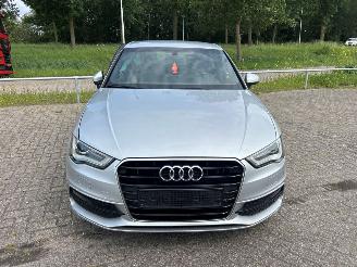 Avarii autoturisme Audi A3 1.4 TFSI ACT 16V Hatchback 4Dr Benzine 1.395cc 103kW (140pk) FWD 2013-03/2014-04 (8VA; 8VF) CPTA 2014/3