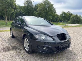 Auto incidentate Seat Leon 1.2 TSI Hatchback 4Dr Benzine 1.197cc 77kW (105pk) FWD 2010-02/2012-12 (1P1) CBZB 2011/4
