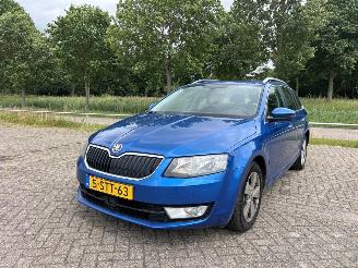 Unfallwagen Skoda Octavia 1.4 TSI 16V Combi/o 4Dr Benzine 1.395cc 103kW (140pk) FWD 2012-11/2020-07  CHPA 2013/12