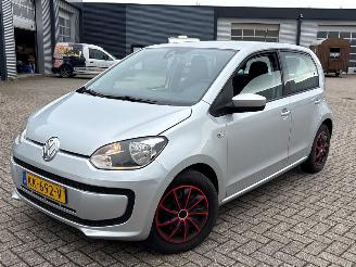 krockskadad bil auto Volkswagen Up! 1.0 12V 60 Hatchback  Benzine 999cc 44kW (60pk) FWD 2011-08/2020-08  CHYA 2016/10