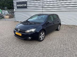skadebil auto Volkswagen Golf  2012/2