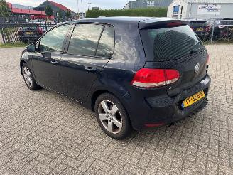 Volkswagen Golf  picture 4