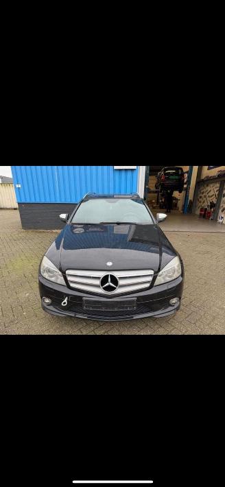 Schadeauto Mercedes C-klasse C320 CDI 4MATIC AMG 2008/6