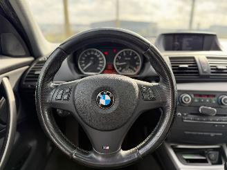 BMW 1-serie 116i High Executive picture 14