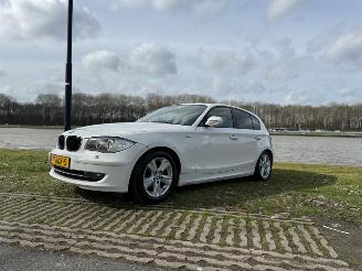 Schadeauto BMW 1-serie 116i High Executive 2011/6