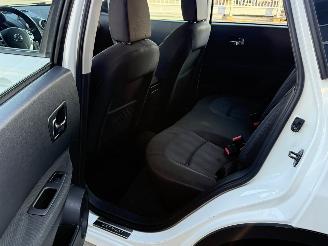 Nissan Qashqai 1.6 Visia / Cruise Control / Trekhaak / PDC / Elek Ramen / Bluetooth / Climate Control / Inkalp.Spiegels / picture 14