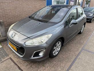 skadebil auto Peugeot 308 1.6 VTi Premiere 2012/3