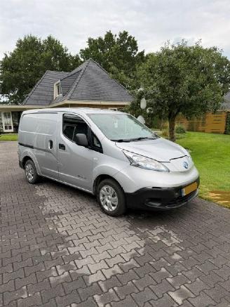 Vaurioauto  commercial vehicles Nissan Nv200 Business 2020/7