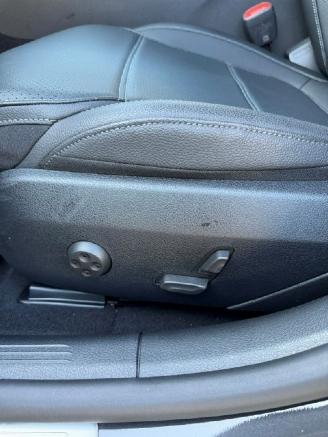 Mercedes C-klasse 180 Business Line Hybride picture 21