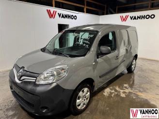 Vaurioauto  passenger cars Renault Kangoo  2018/4
