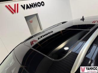 Volkswagen T-Roc  picture 7