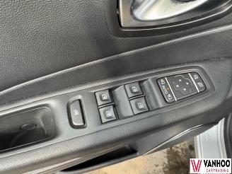 Renault Captur  picture 18