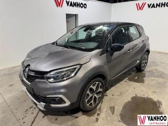 krockskadad bil auto Renault Captur  2019/7