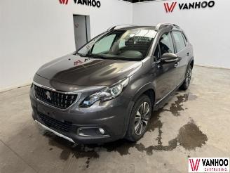 Schadeauto Peugeot 2008  2019/3