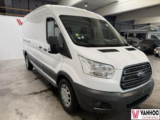 Ford Transit  picture 3