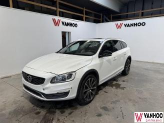 skadebil auto Volvo V-60  2018/1